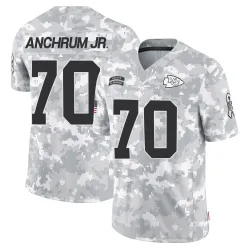 Men's Tremayne Anchrum Jr. Kansas City Chiefs No.70 Limited 2024 Salute to Service Jersey - Arctic Camo