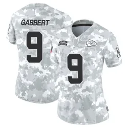 Women's Blaine Gabbert Kansas City Chiefs No.9 Limited 2024 Salute to Service Jersey - Arctic Camo