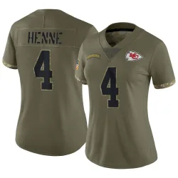 Women's Chad Henne Kansas City Chiefs No.4 Limited 2022 Salute To Service Jersey - Olive
