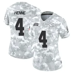 Women's Chad Henne Kansas City Chiefs No.4 Limited 2024 Salute to Service Jersey - Arctic Camo
