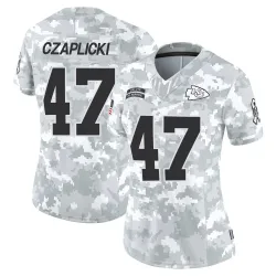 Women's Eddie Czaplicki Kansas City Chiefs No.47 Limited 2024 Salute to Service Jersey - Arctic Camo
